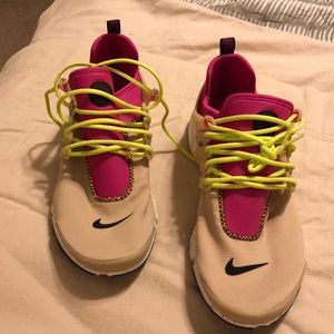Women’s Nike Air Presto Running Shoes Size 9